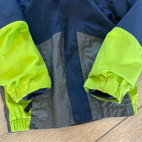 The North Face Kids Two in One Fleece Jacket Outer Shell Hood Size 4T - Picture 7 of 7